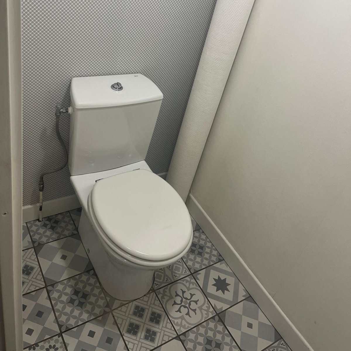 Toilettes à l'ancienne